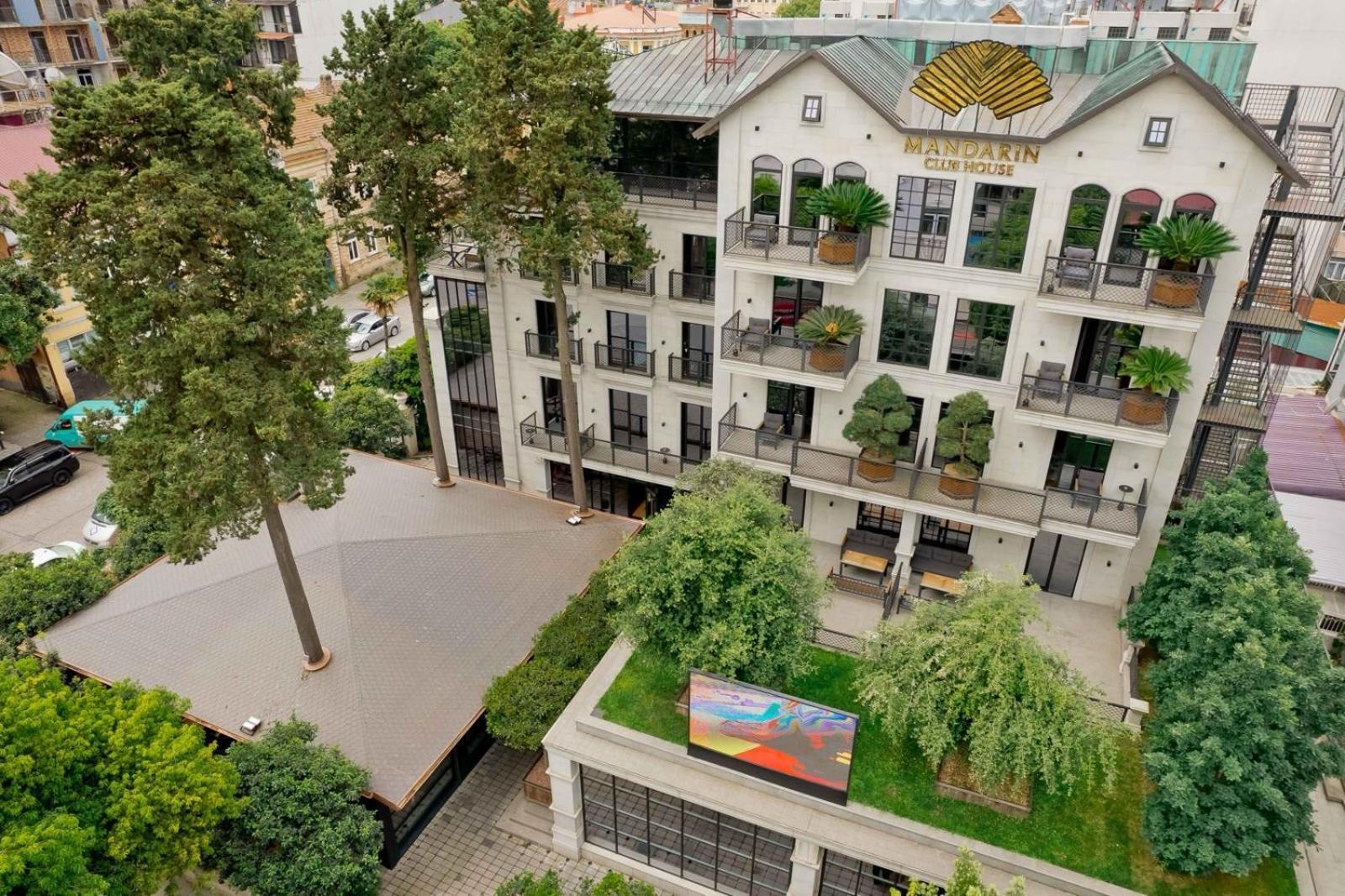 Mandarin Club House Hotell Batumi Exteriör bild